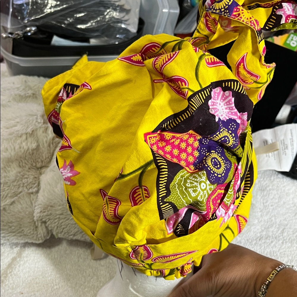 Vibrant Yellow Patterned Headwrap - image 3
